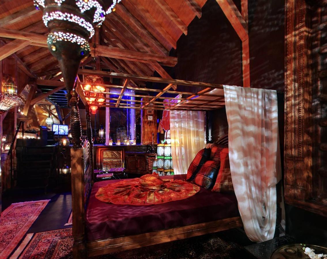 Bijou Hotel / Love And Romance Kallnach エクステリア 写真