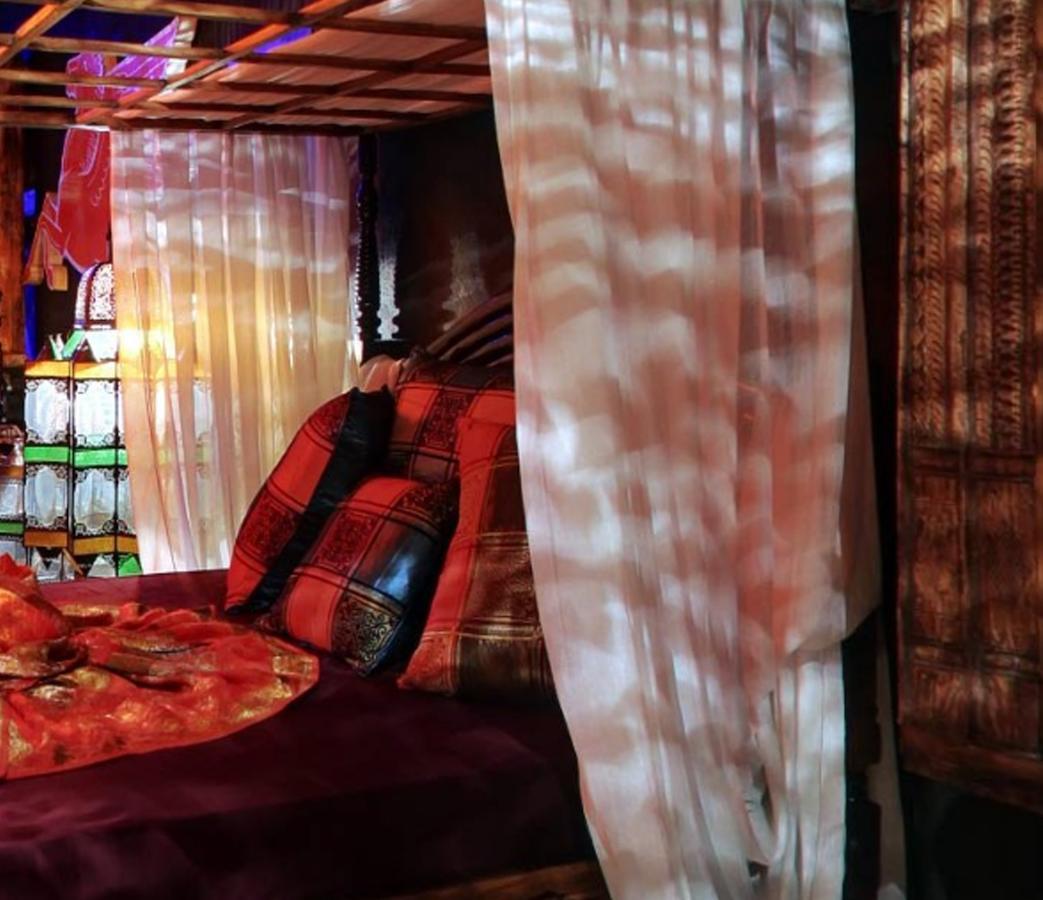 Bijou Hotel / Love And Romance Kallnach エクステリア 写真
