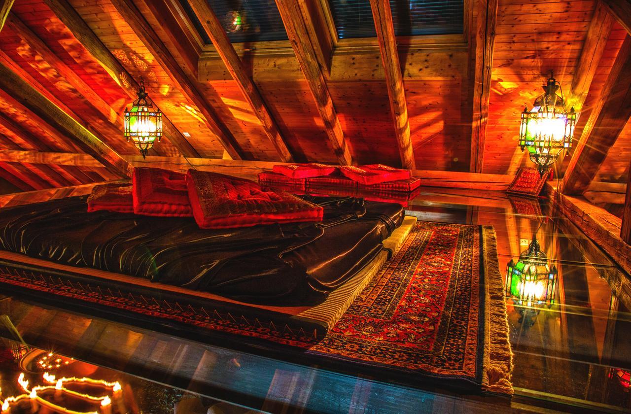 Bijou Hotel / Love And Romance Kallnach エクステリア 写真